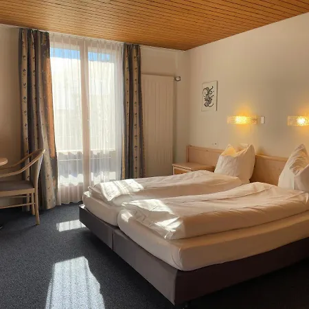 Dinh 2* Zweisimmen