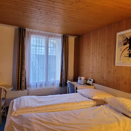 Hotel Dinh Zweisimmen