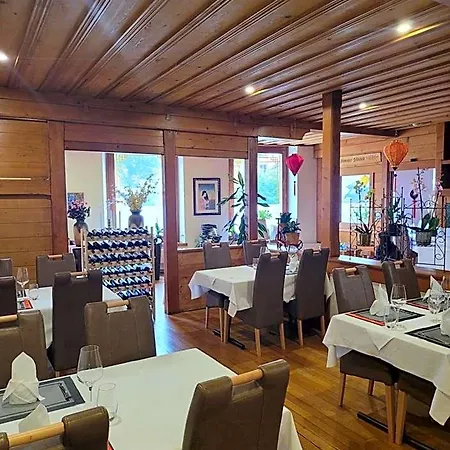 Hotel Dinh 3*