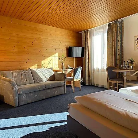 Hotel Dinh Zweisimmen