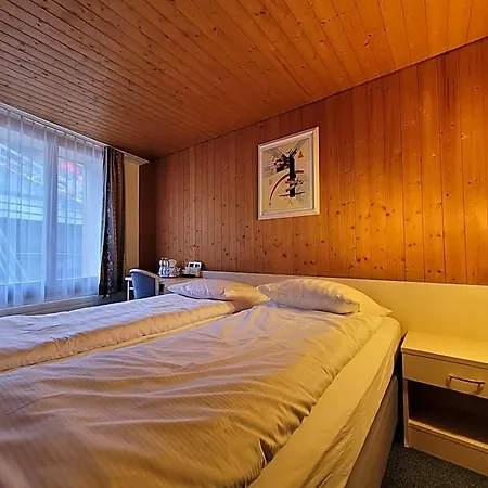 Dinh Hotel